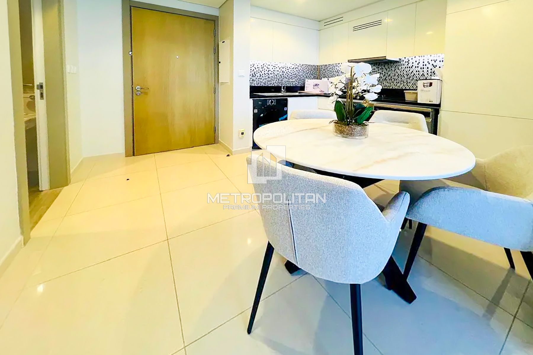Brand New | Spacious 2 Beds | Canal View photo-5