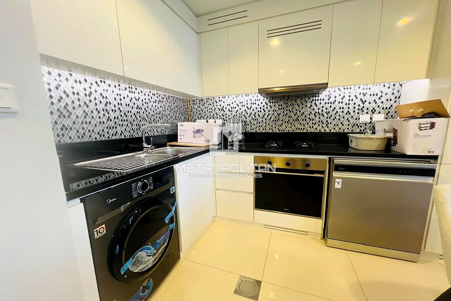 Brand New | Spacious 2 Beds | Canal View photo-7