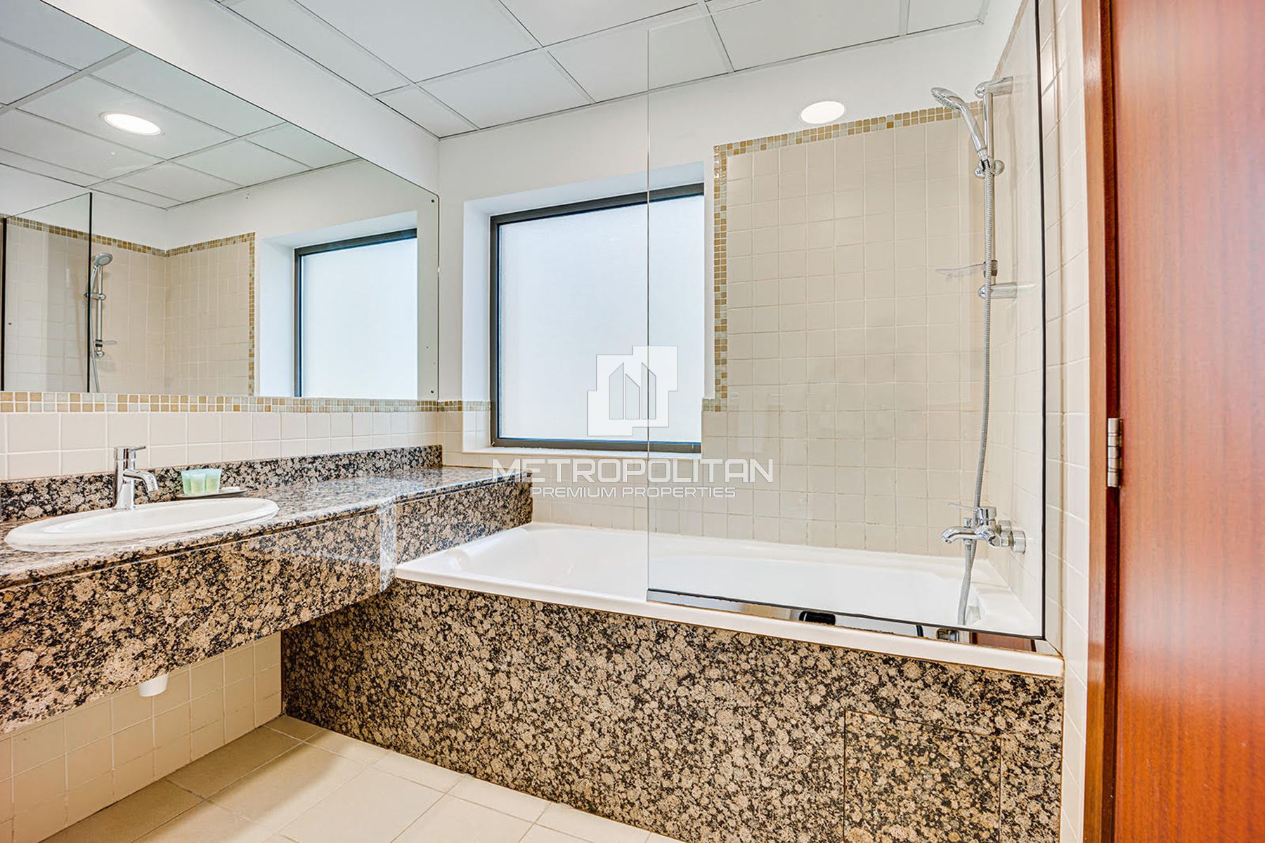 Furnished | Partial Sea View | Vacant on Transfer photo-7