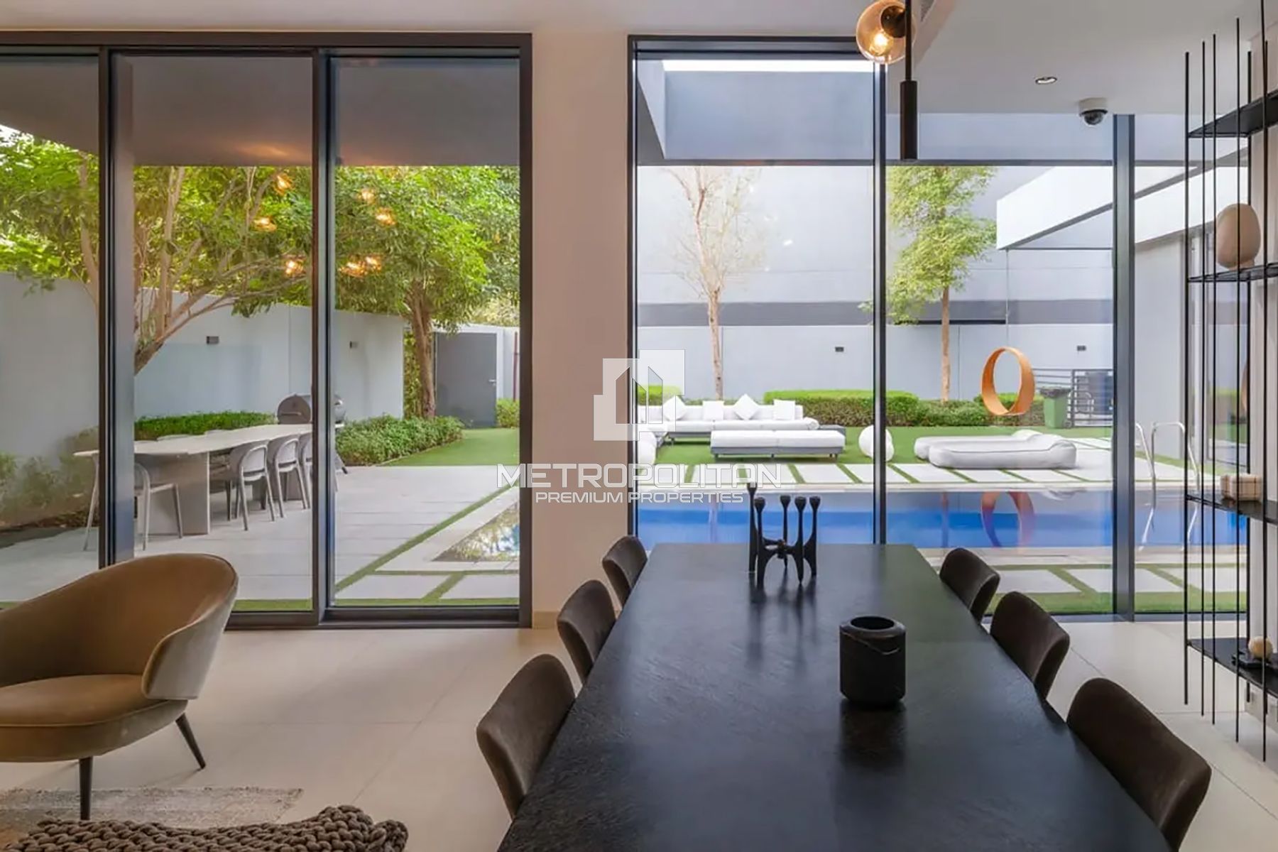 Stunning 3BR Townhouse | Prime Location | High ROI