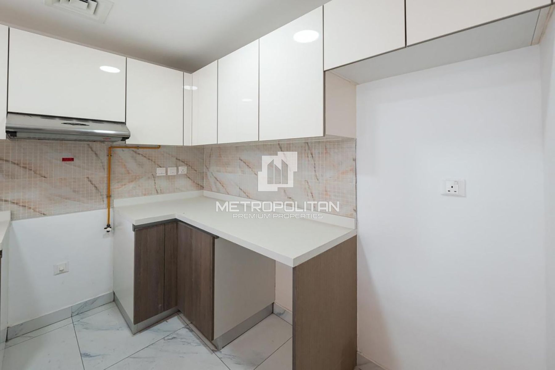 Peaceful Living | Bright Layout | Vacant photo-5