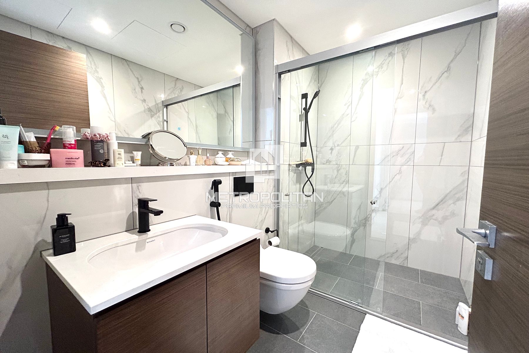 Brand New| High Floor | Prime Investment| Hot Deal photo-16