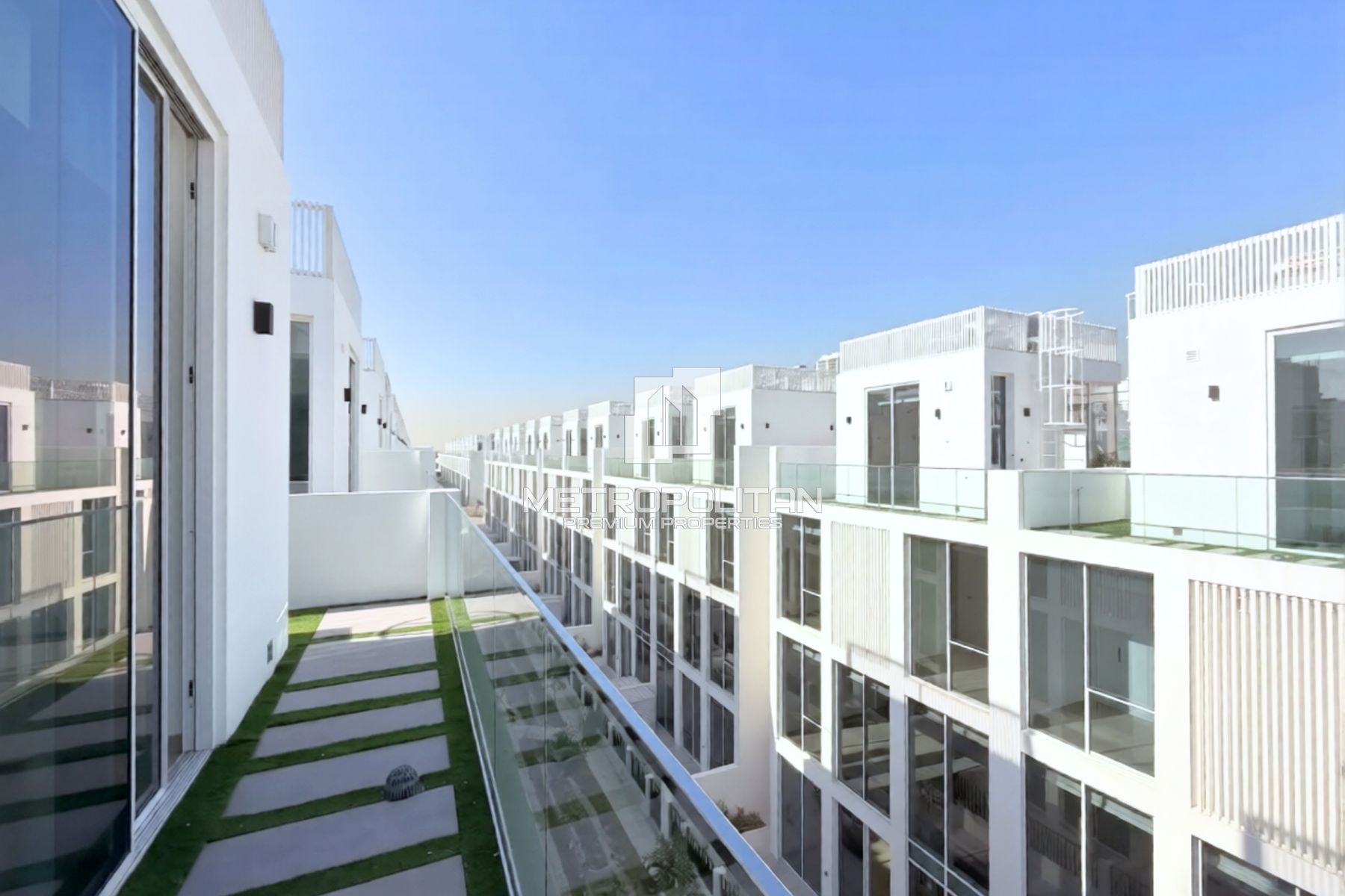 Luxurious Villa | Prime Location | Type A Plot photo-8