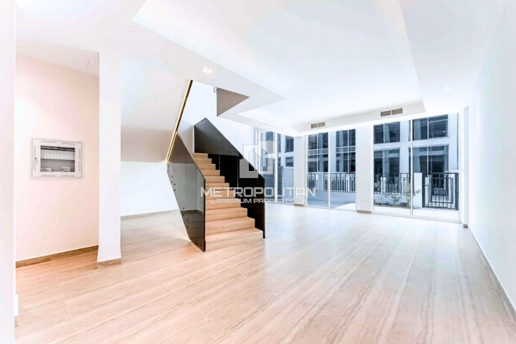 Luxurious Villa | Prime Location | Type A Plot photo-9