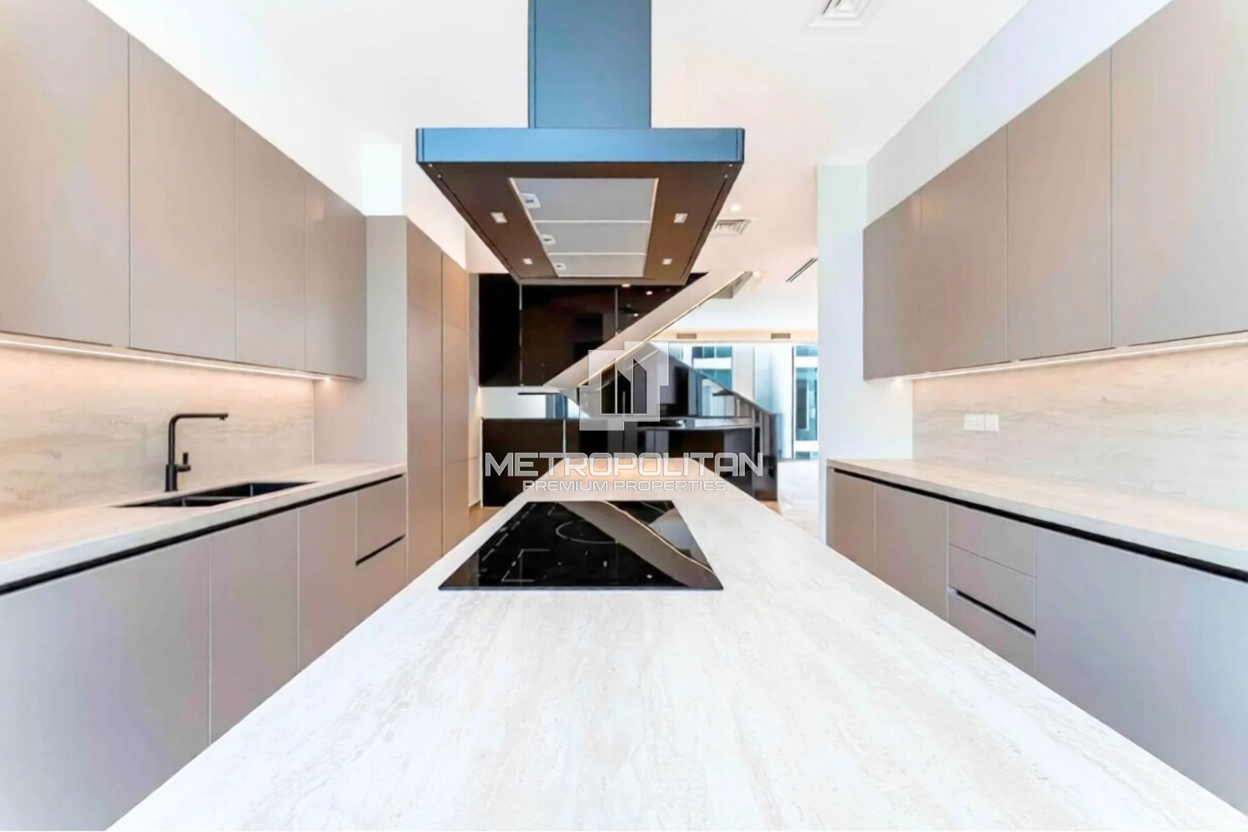 Luxurious Villa | Prime Location | Type A Plot photo-11