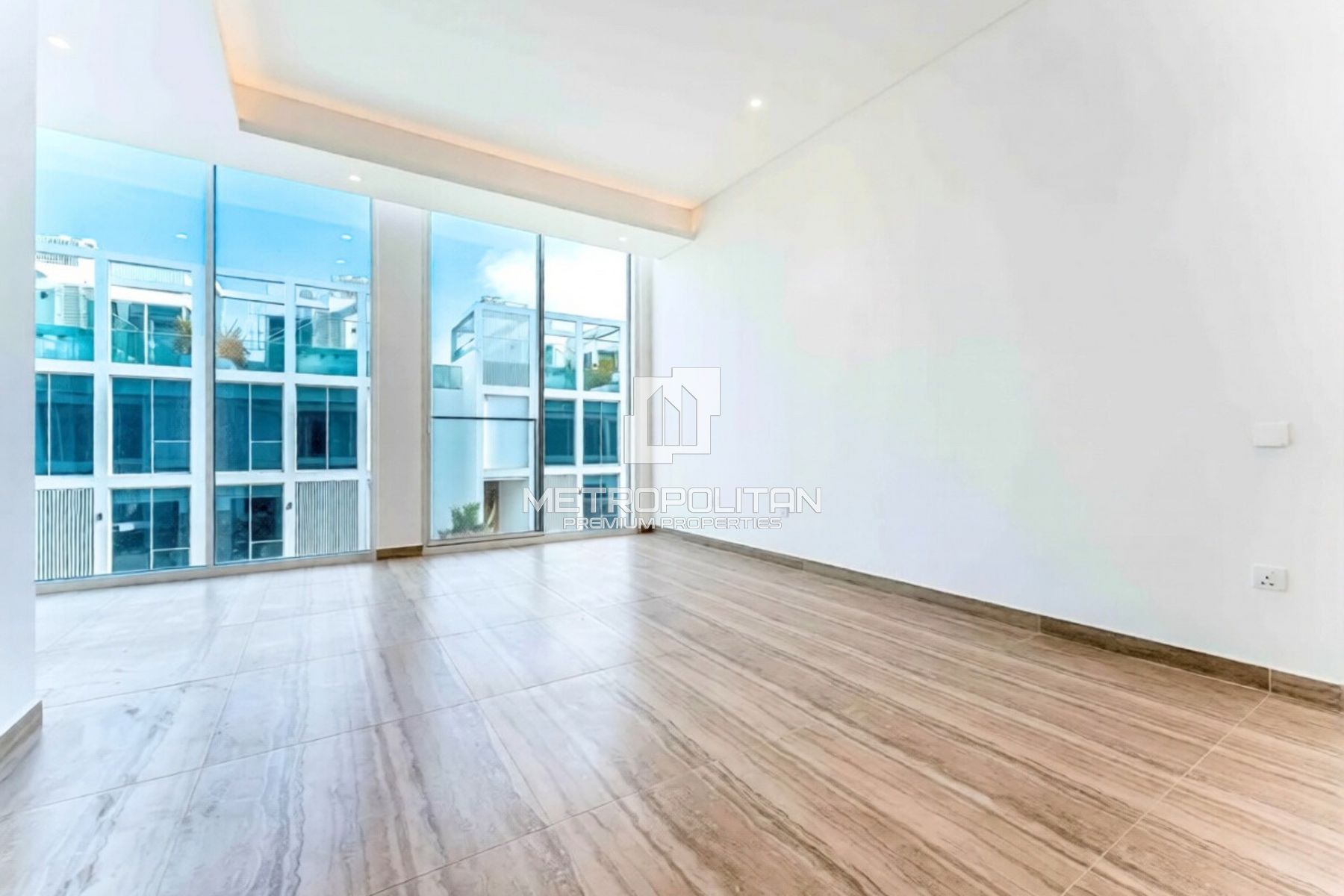 Luxurious Villa | Prime Location | Type A Plot photo-16