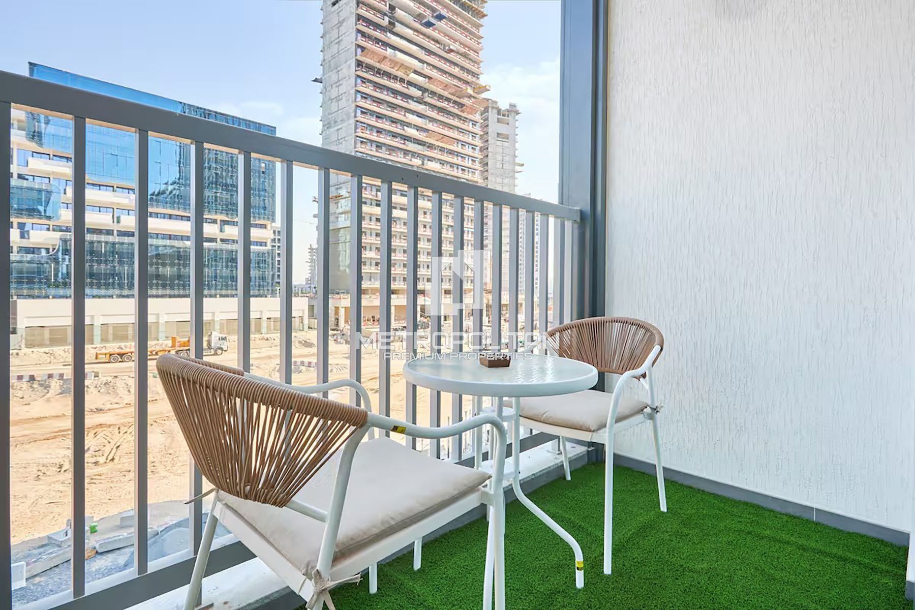 Spacious Layout | Bright Interiors | Great Price photo-2