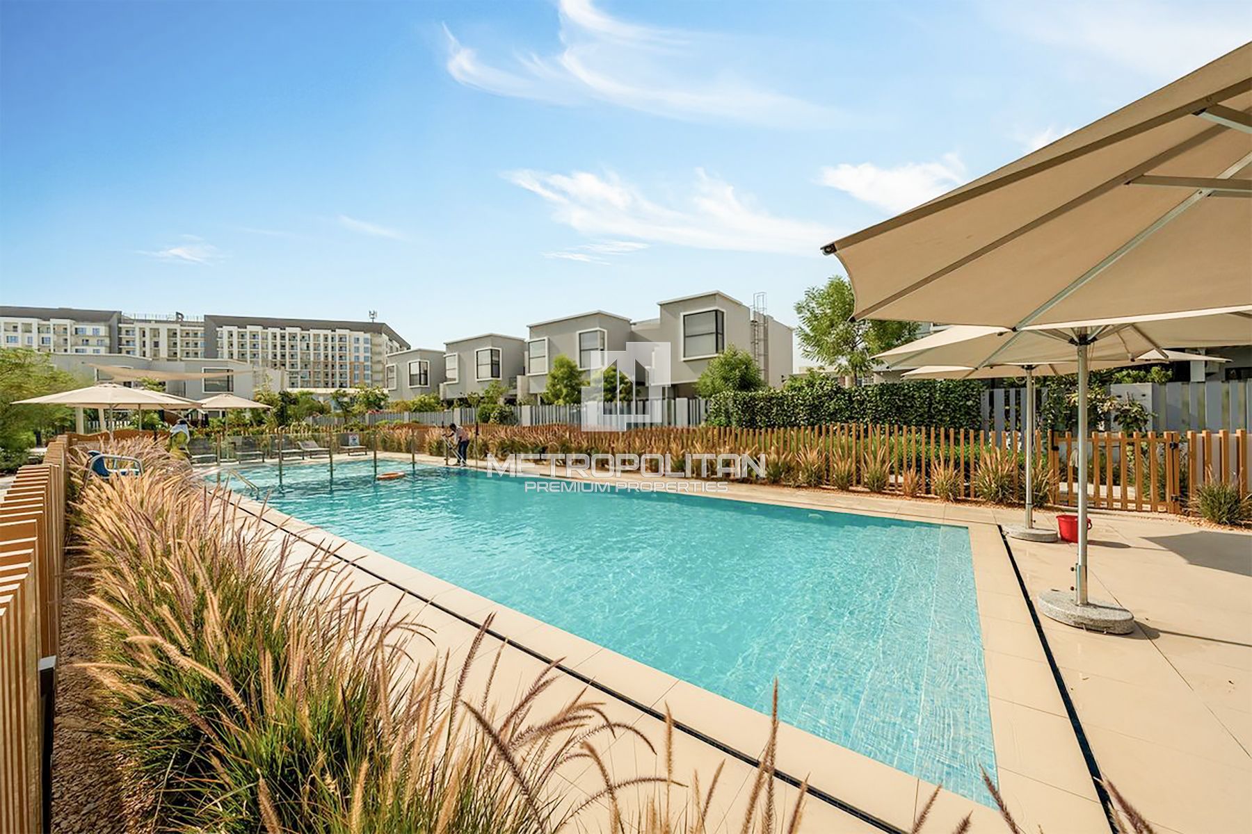 Stunning | Modern Townhouse | Suburban Living photo-7