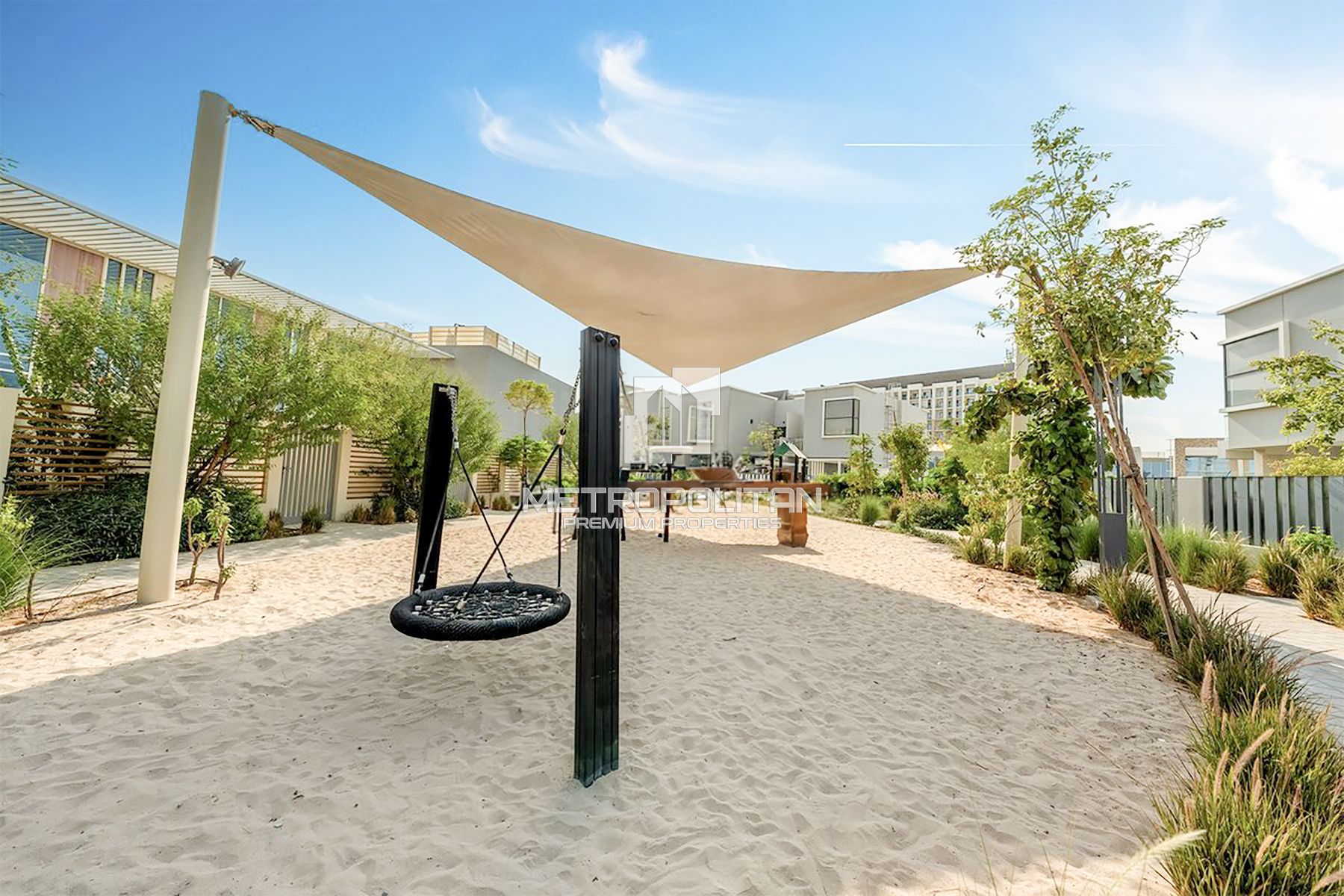 Stunning | Modern Townhouse | Suburban Living photo-8