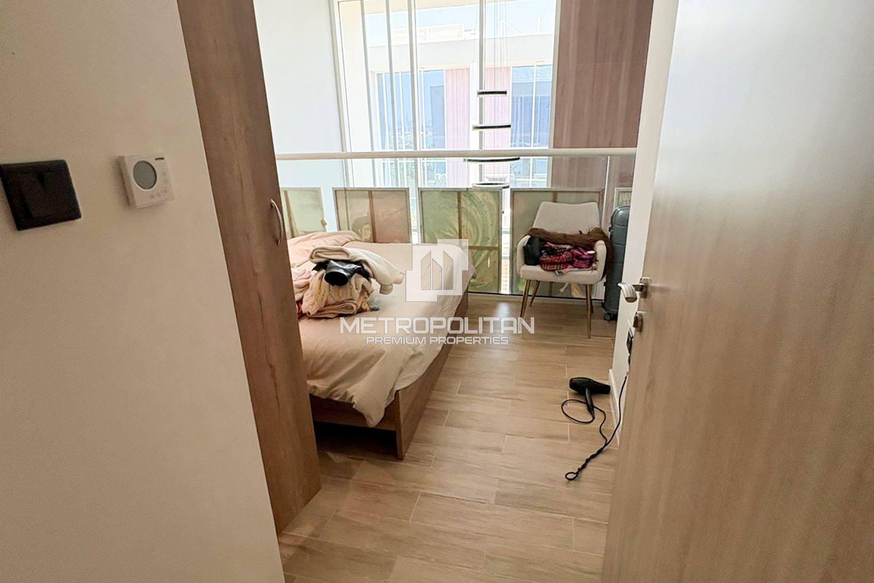 Stunning | Modern Townhouse | Suburban Living photo-10