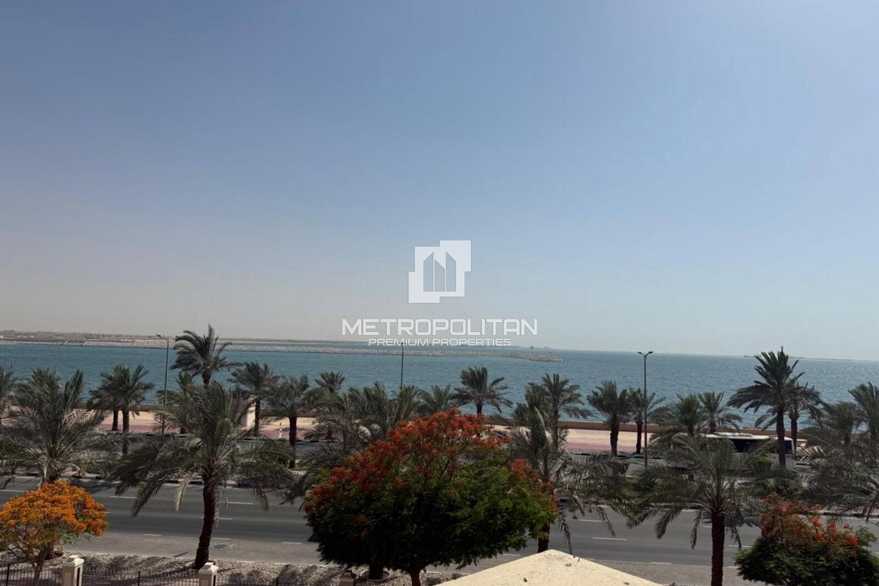 Vacant | Full Sea View | Fully Furnished photo-4