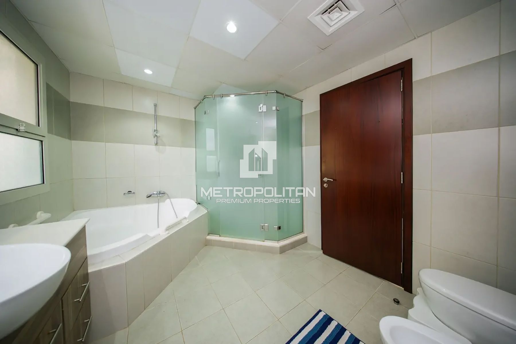 Spacious 3BR+Maid | Fully Upgraded | Best Price photo-12