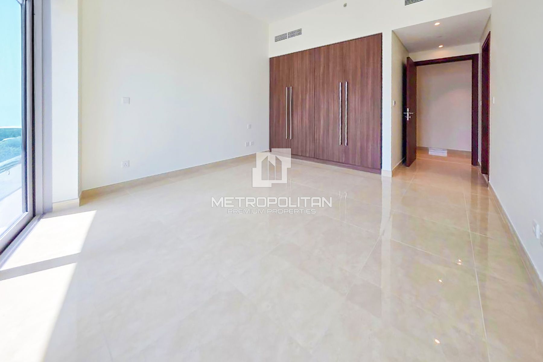 Spacious Layout | Large Balcony | Burj View photo-4