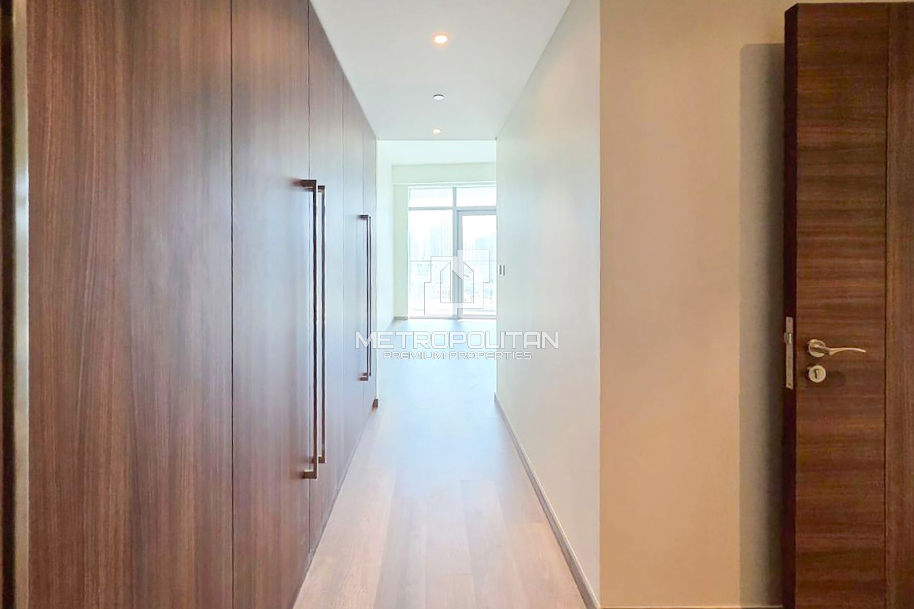 Spacious Layout | Large Balcony | Burj View photo-5