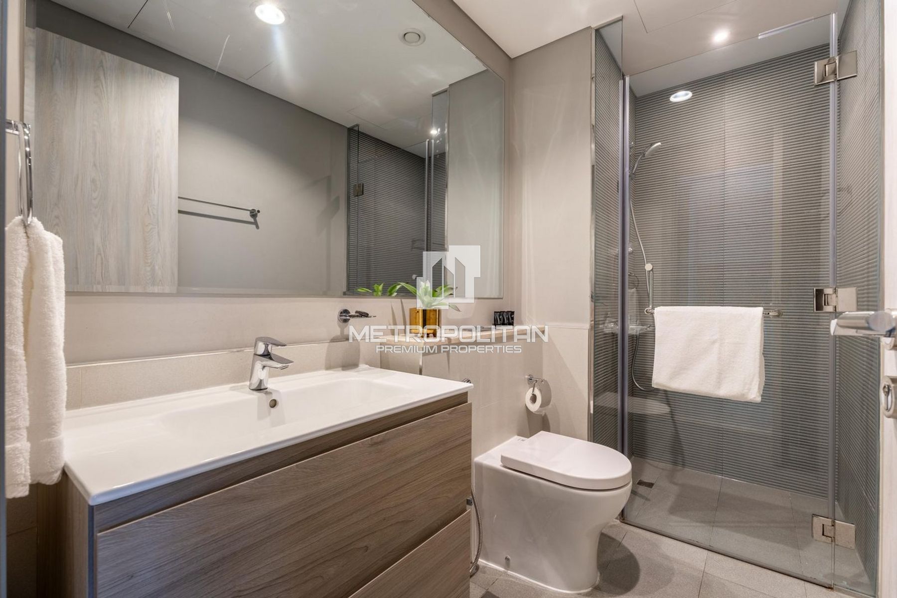 Fully Furnished | Canal View | Prime Location photo-7