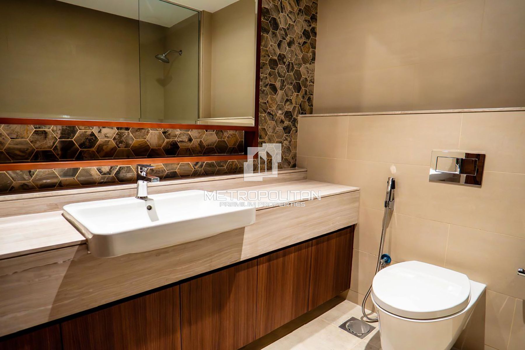 2 bed + study | Spacious Layout | Canal View photo-11