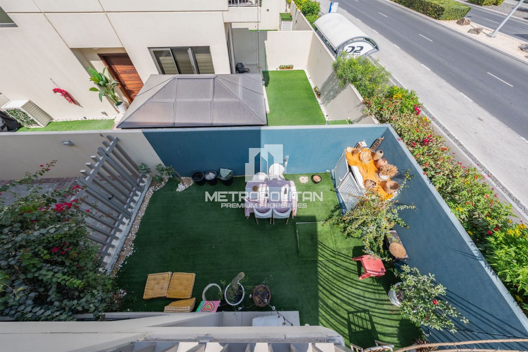 Single Row | End Corner | Vacant on Transfer photo-15