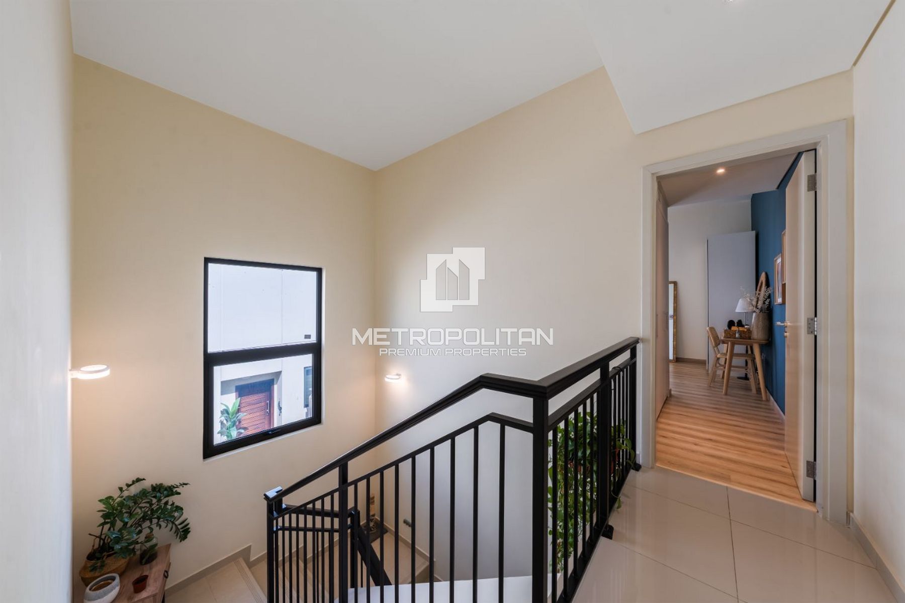 Single Row | End Corner | Vacant on Transfer photo-18