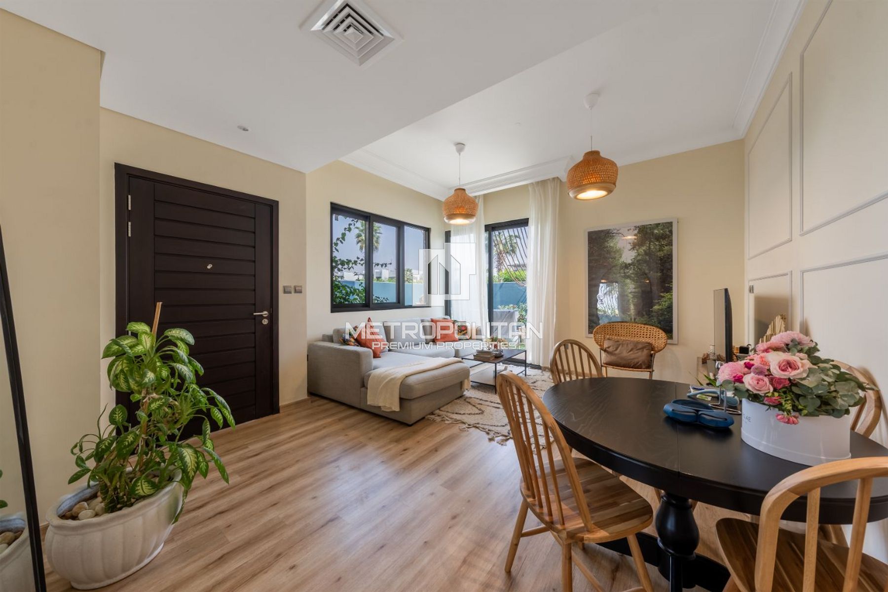 Single Row | End Corner | Vacant on Transfer photo-22