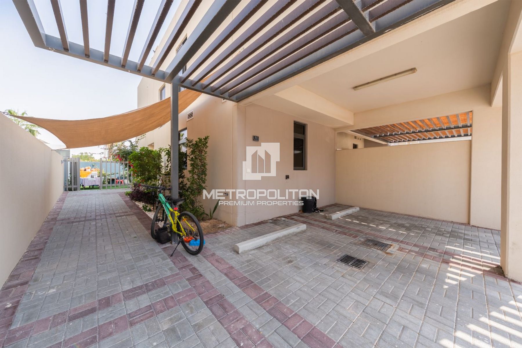 Single Row | End Corner | Vacant on Transfer photo-23