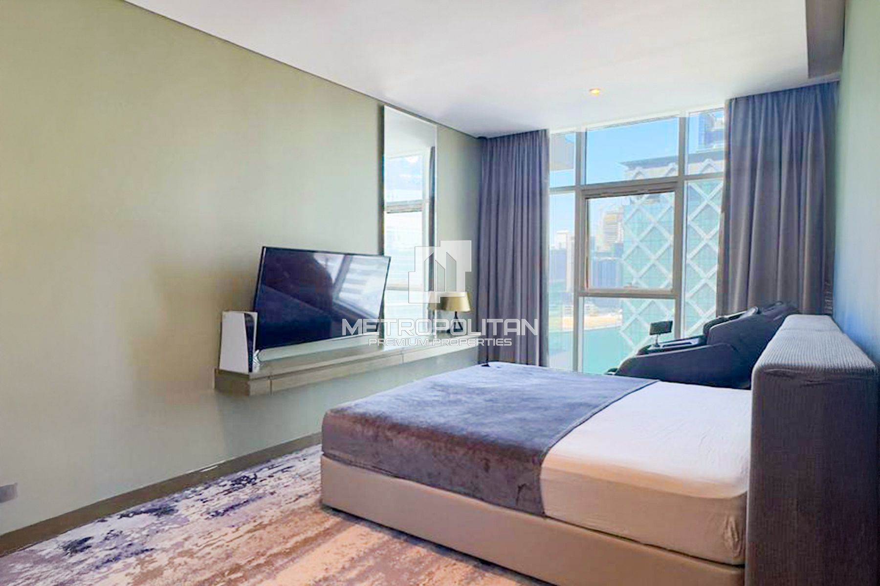 Premium Studio | High Floor | Canal View