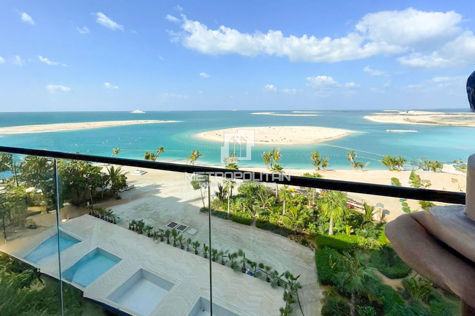 Stylish Studio | Iconic Island Living | Sea View photo-13