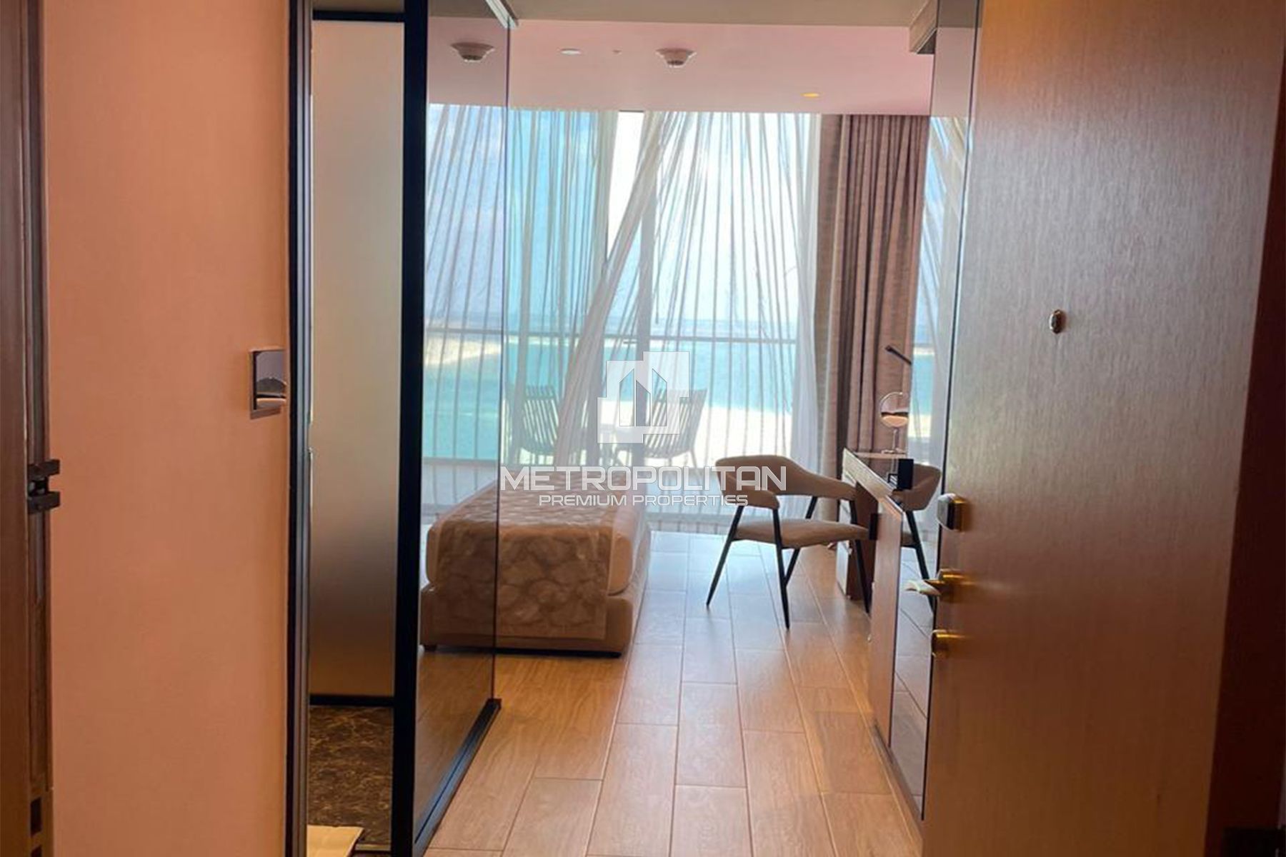 Stylish Studio | Iconic Island Living | Sea View photo-5