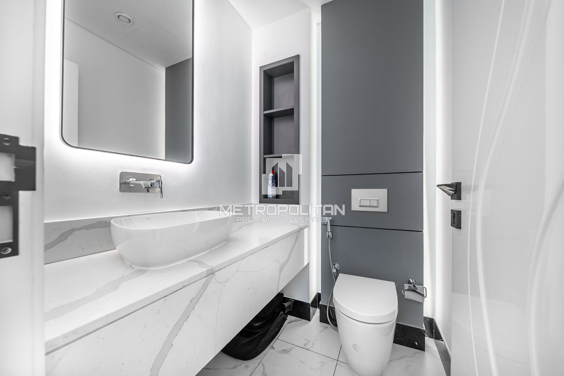 Bright Layout | Partial Furnished | Great Value photo-14