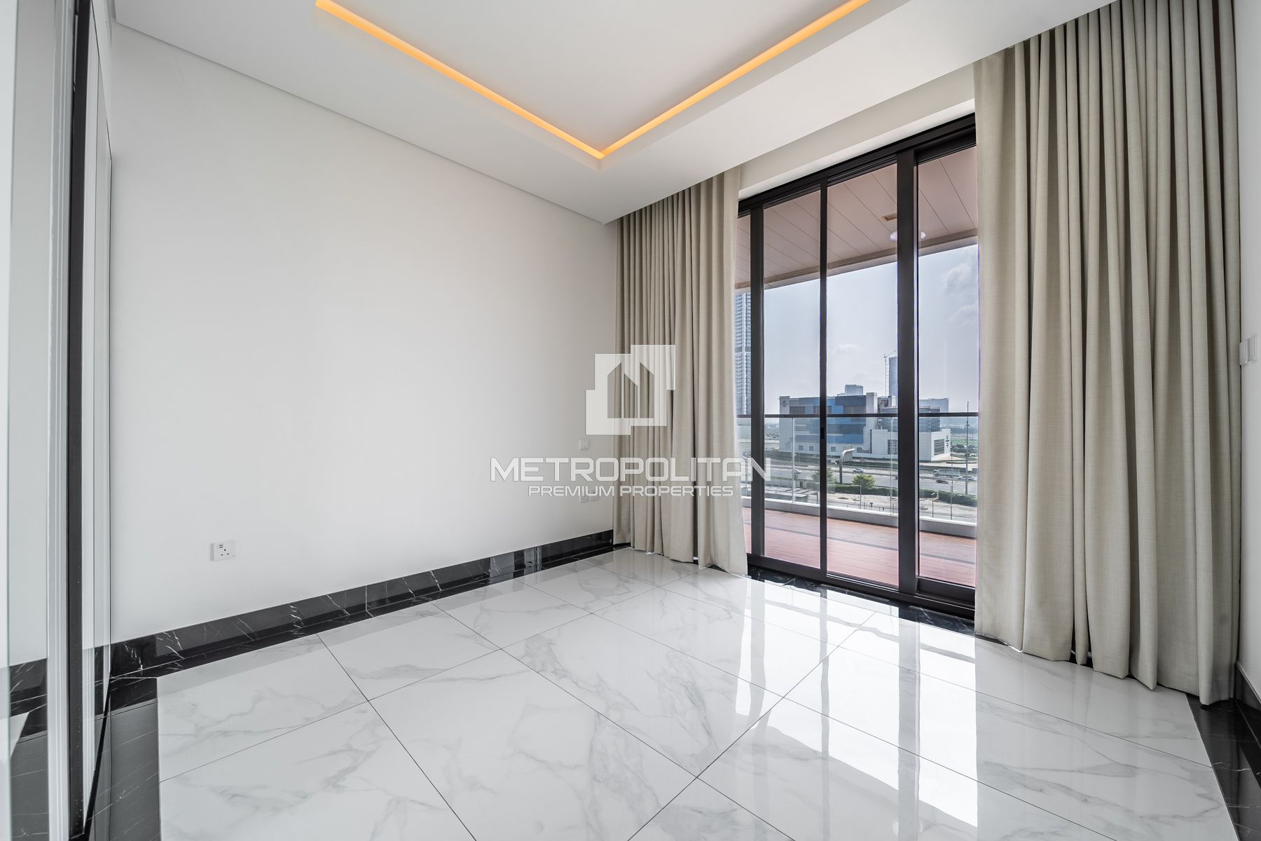 Bright Layout | Partial Furnished | Great Value photo-19