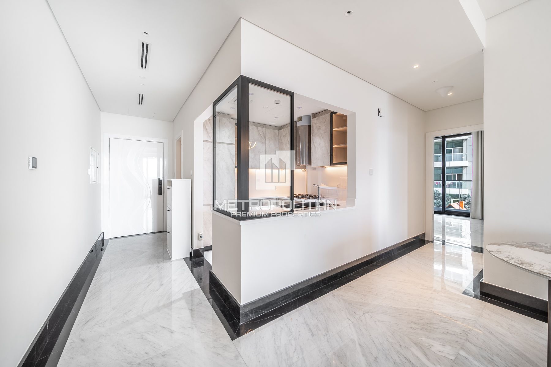 Bright Layout | Partial Furnished | Great Value photo-3