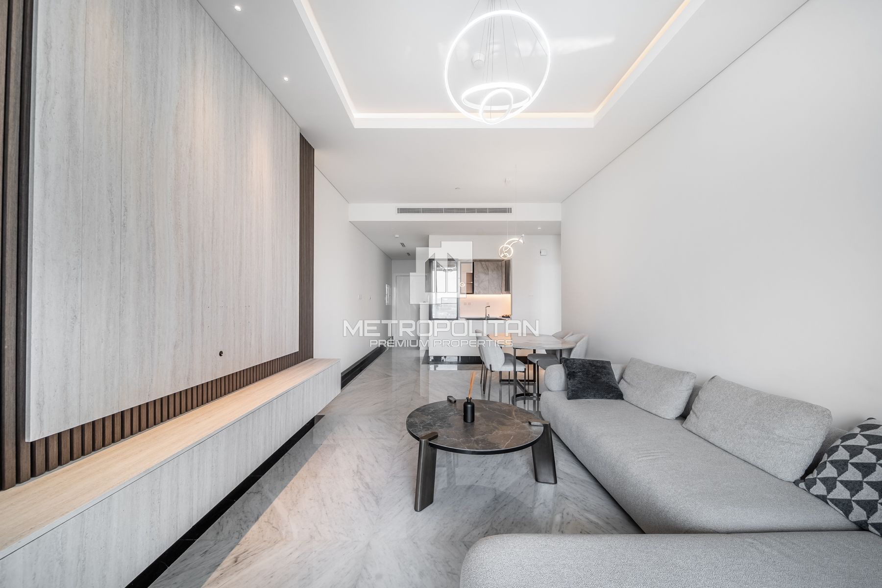 Bright Layout | Partial Furnished | Great Value photo-4