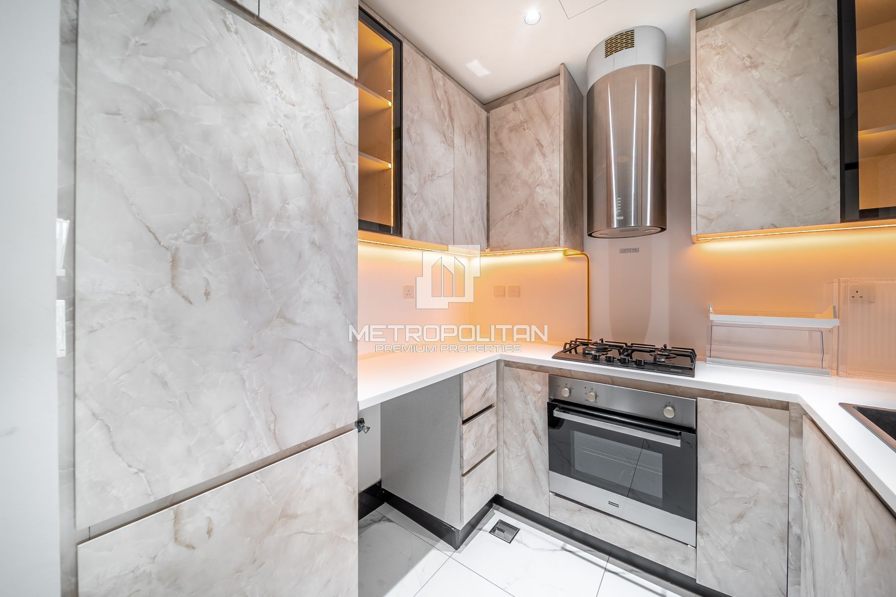 Bright Layout | Partial Furnished | Great Value photo-7