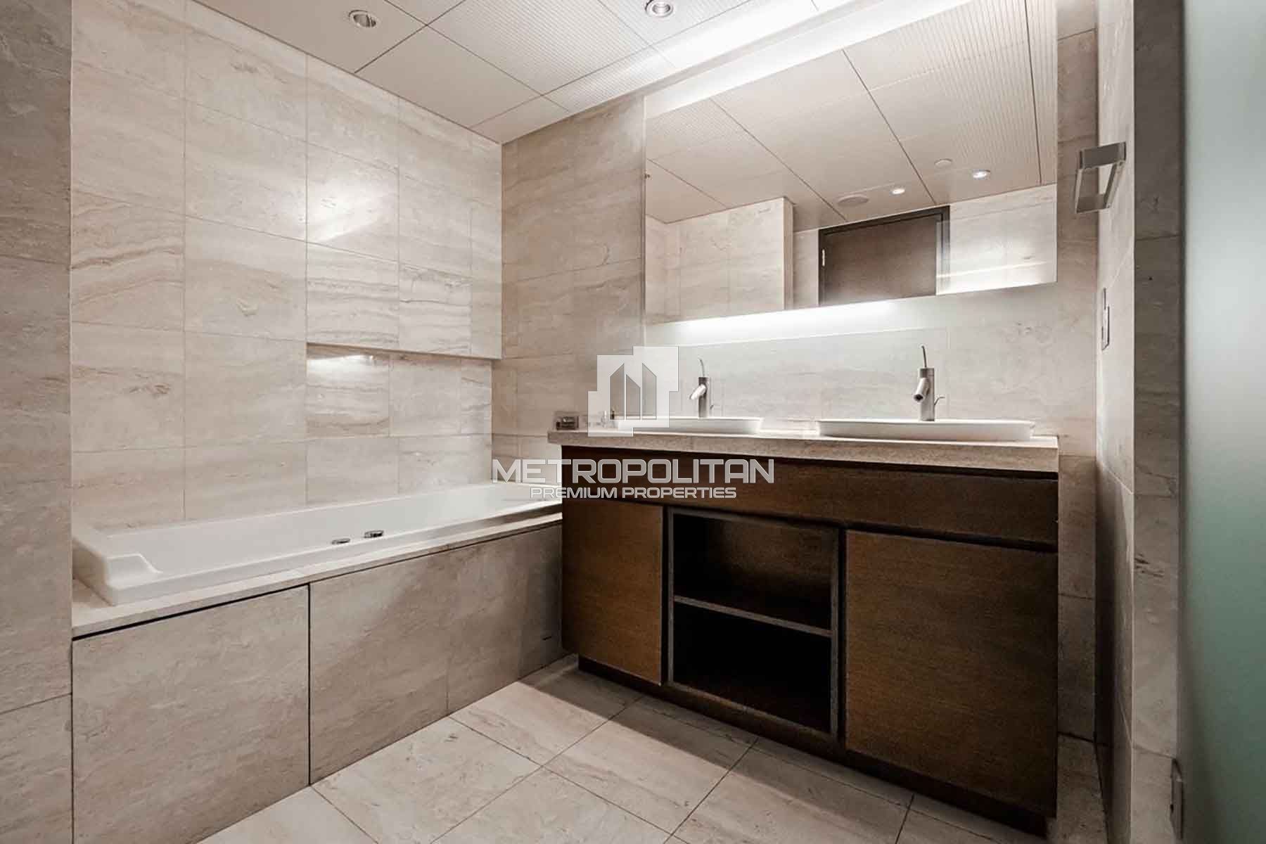 Image - Burj Khalifa Zone 2B, Downtown Dubai, Dubai | Project - Wohnung