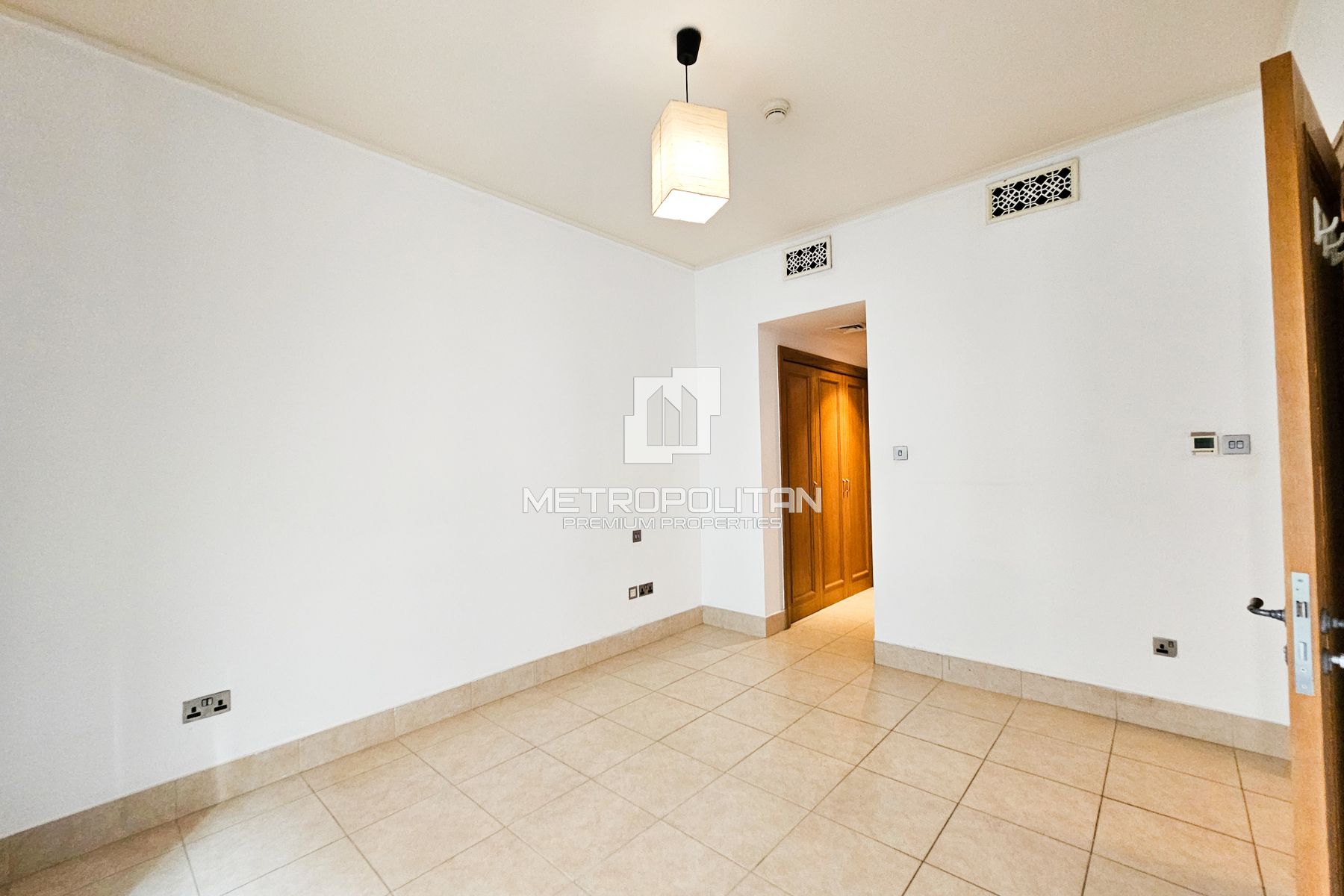 Vacant Unit | Well Maintained | Area Specialist photo-6