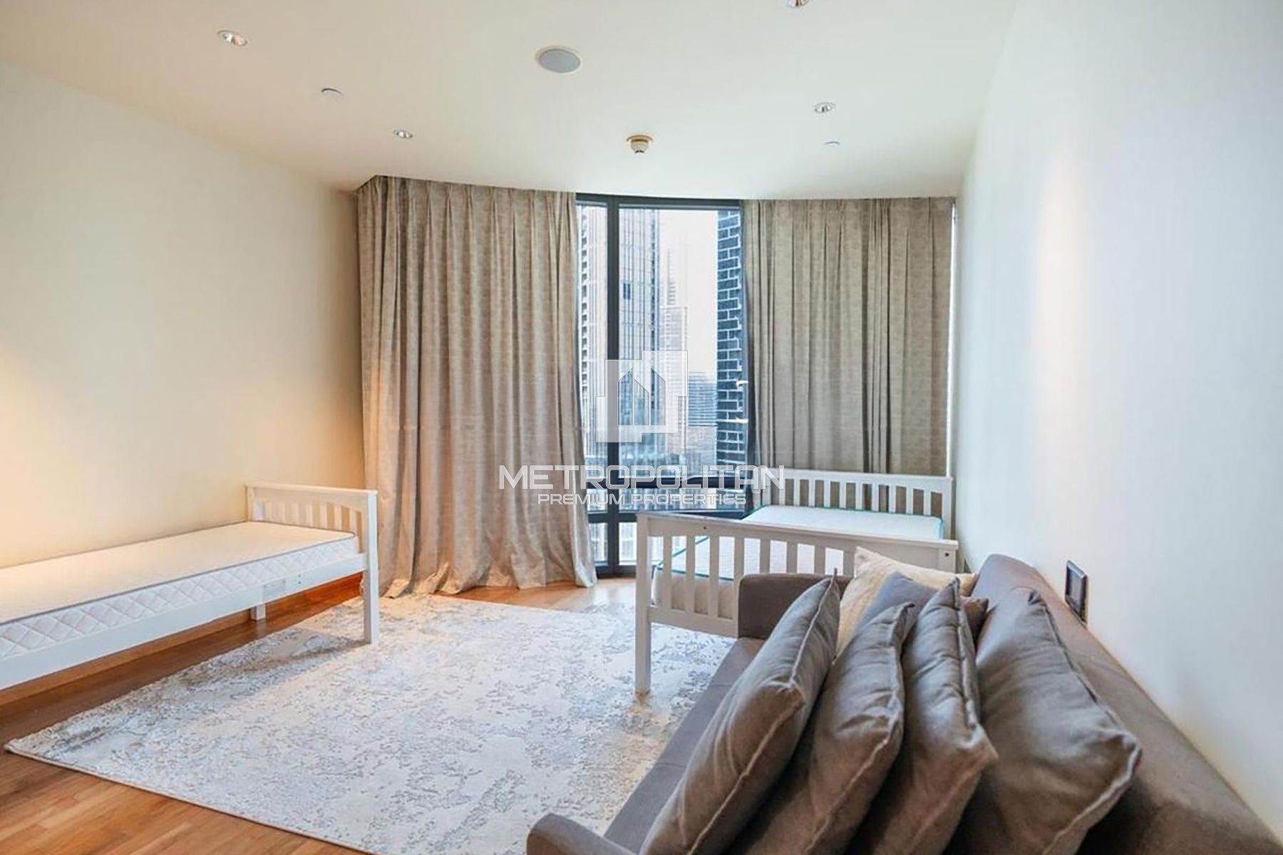 Image - Burj Khalifa, Downtown Dubai, Dubai | Project - Wohnung