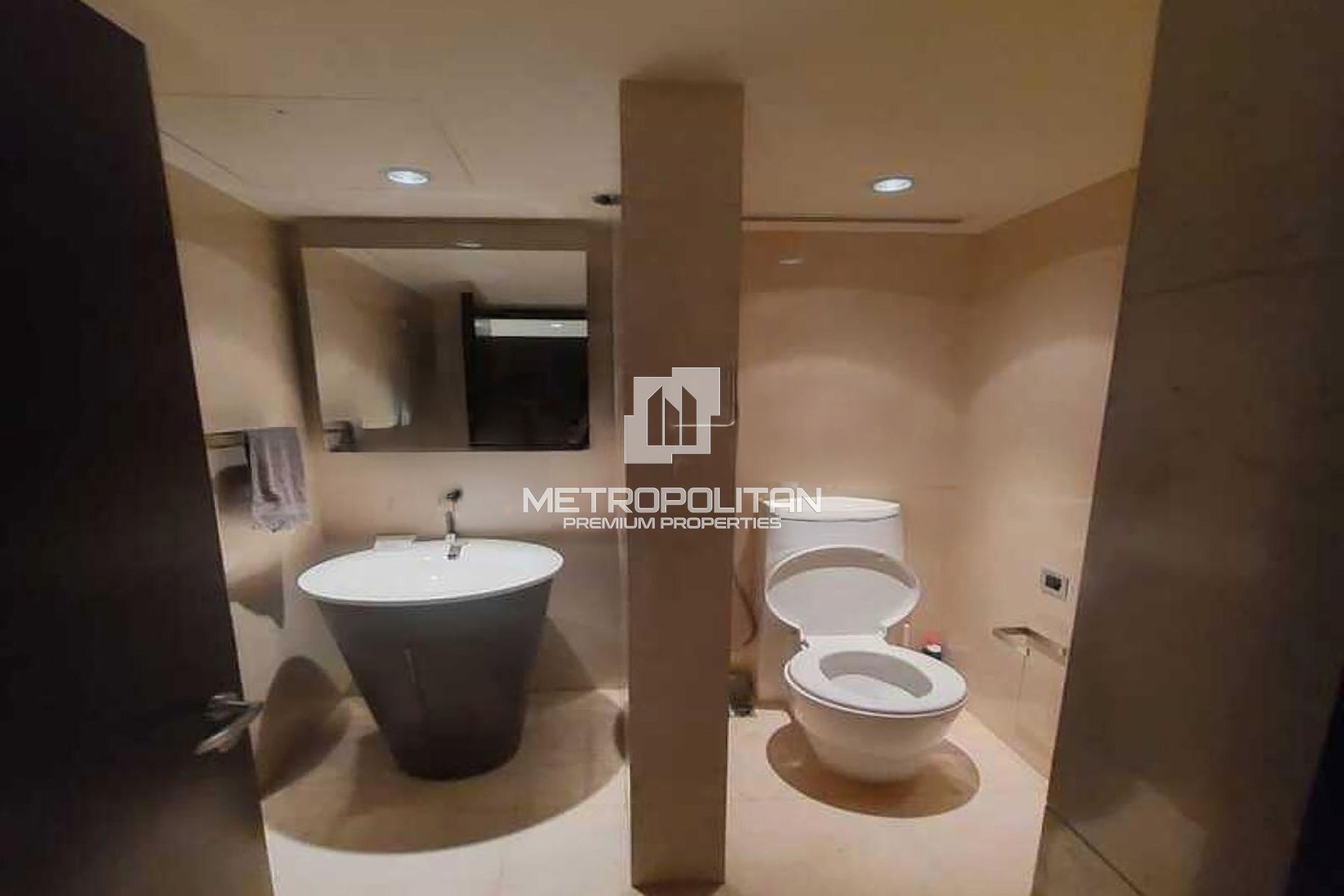 Image - Burj Khalifa, Downtown Dubai, Dubai | Project - Wohnung