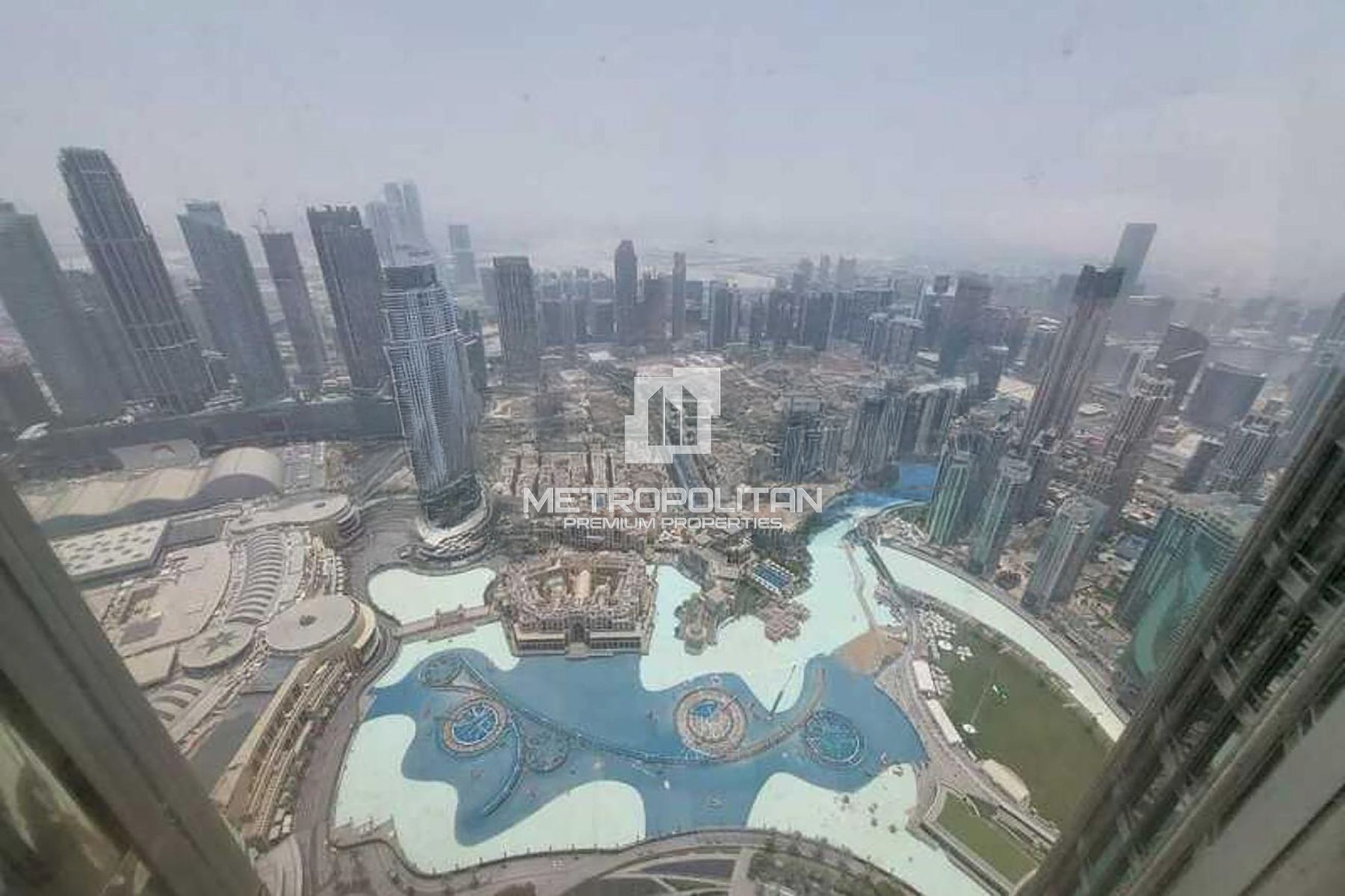 Image - Burj Khalifa, Downtown Dubai, Dubai | Project - Wohnung