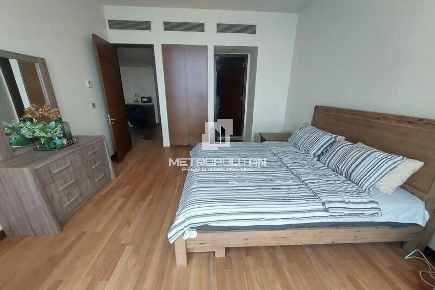 Image - Burj Khalifa, Downtown Dubai, Dubai | Project - Wohnung