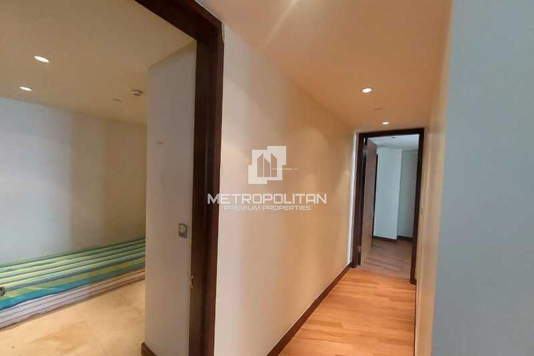 Image - Burj Khalifa, Downtown Dubai, Dubai | Project - Wohnung