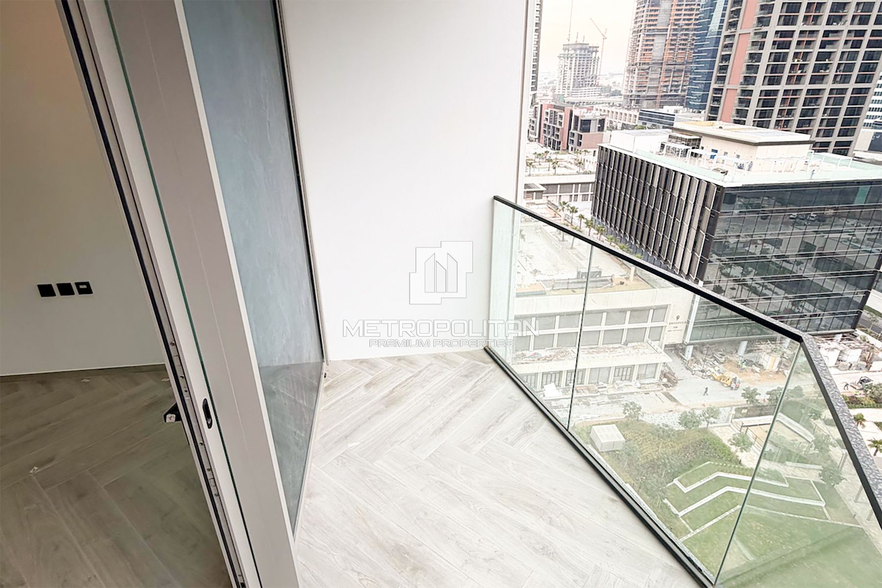 Burj Khalifa View  |  Middle Floor | Fully Furnished photo-10