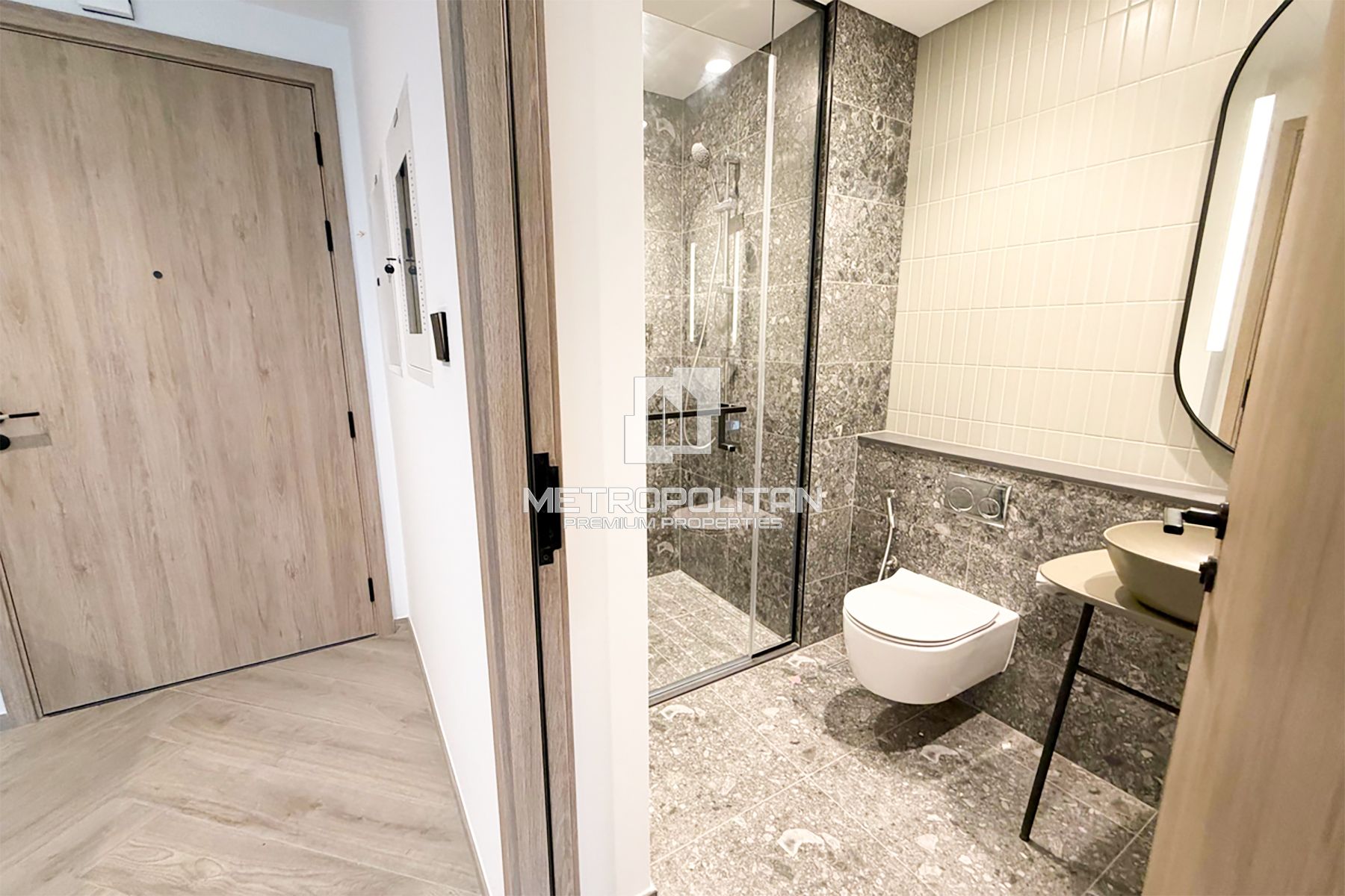 Burj Khalifa View  |  Middle Floor | Fully Furnished photo-12