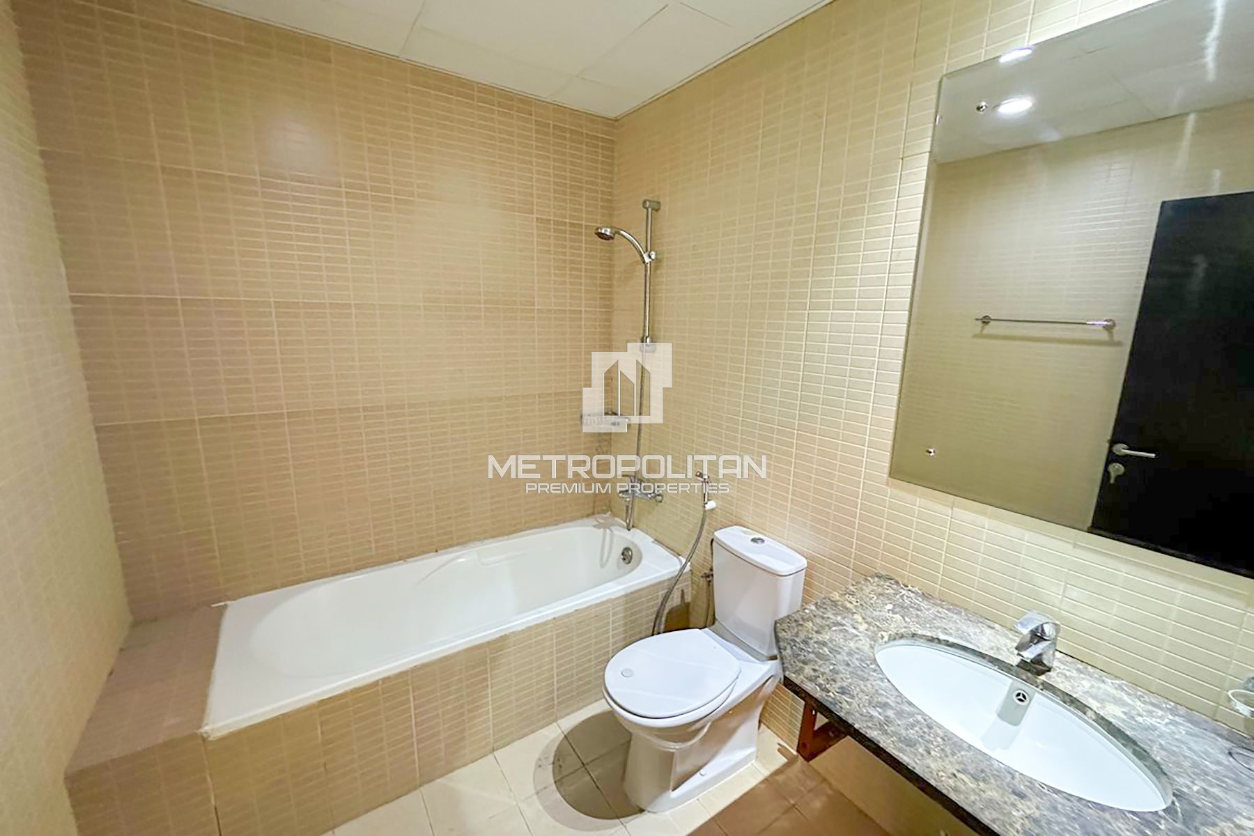 Spacious Layout | Vacant | Study or Maid’s Room photo-10