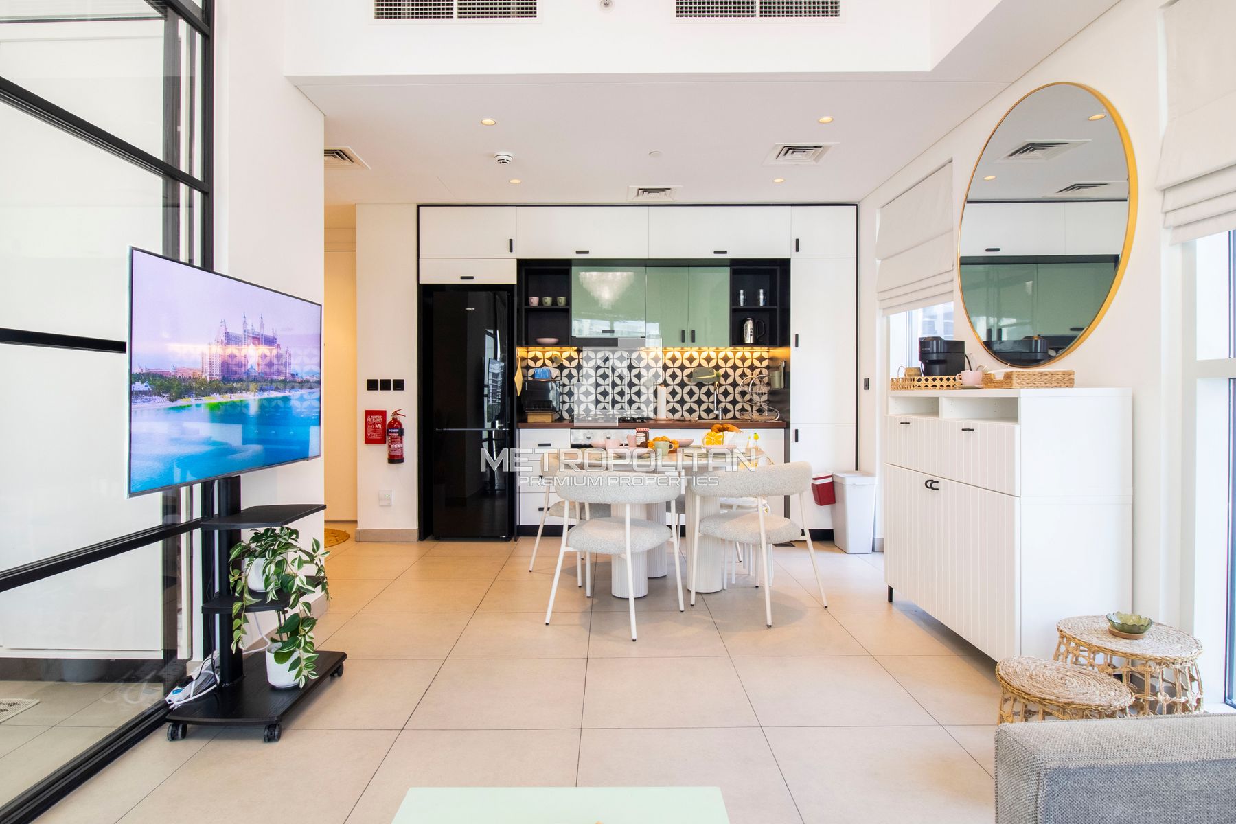 Modern 1BR | Prime Location | Vacant Now