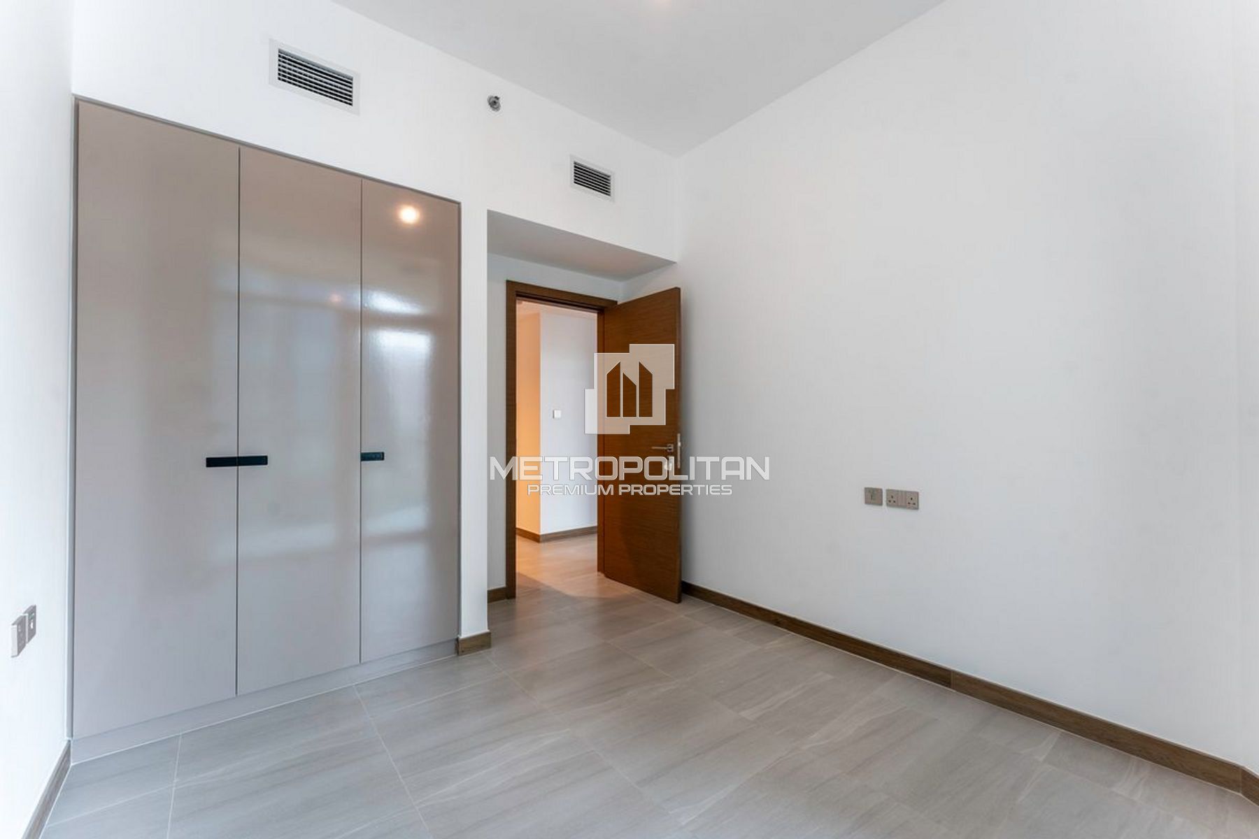 High Floor | Prime Investment | Spacious Living photo-14