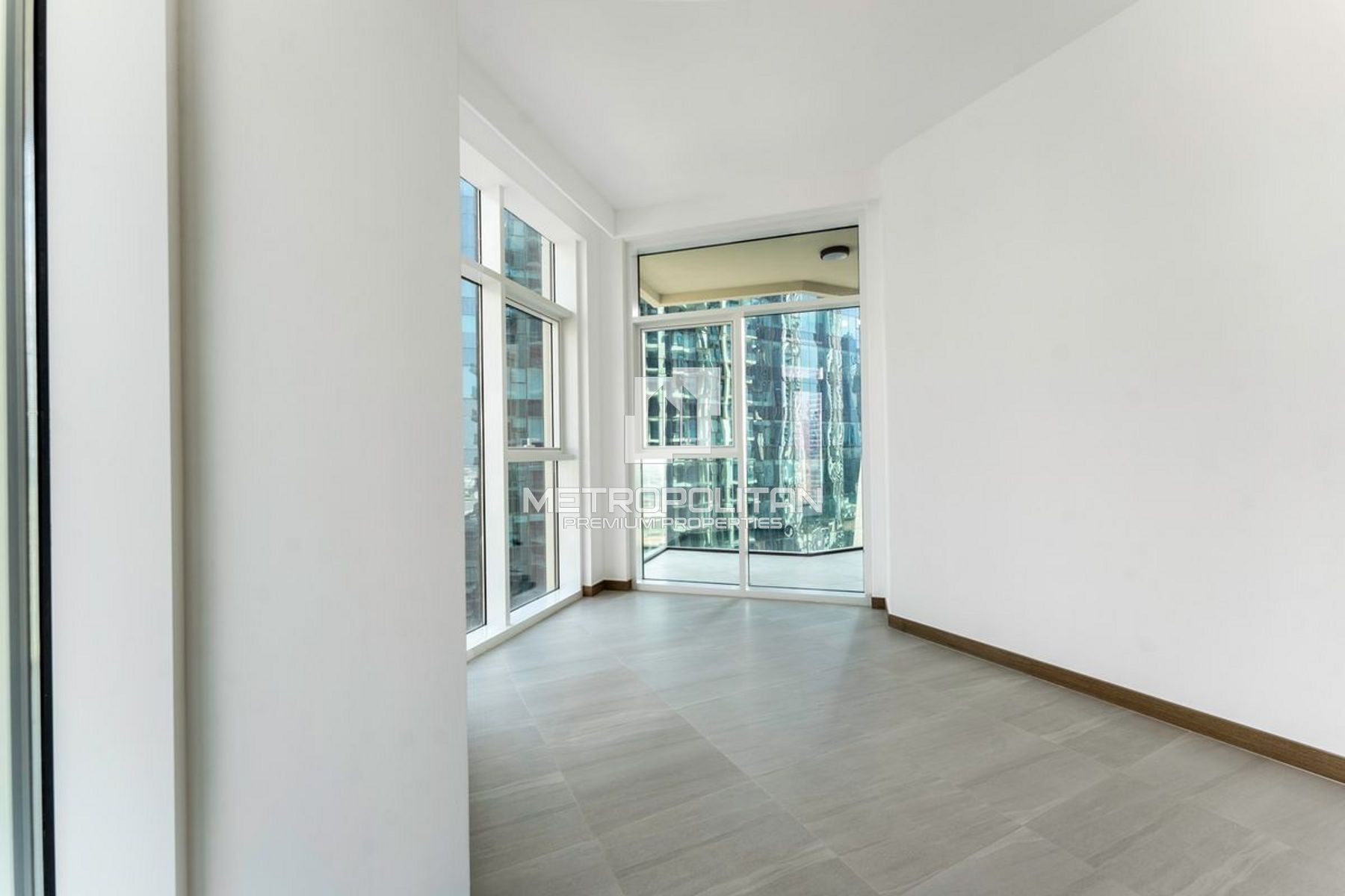 High Floor | Prime Investment | Spacious Living photo-3