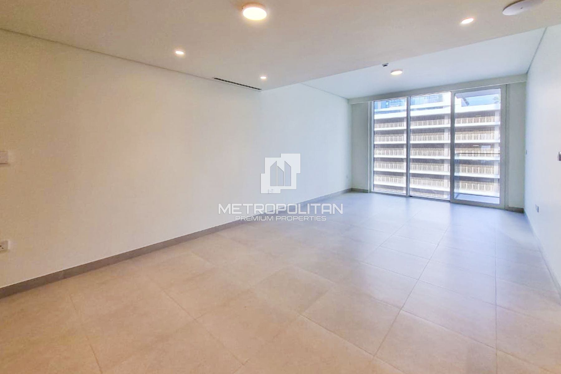 Sea View Living | Spacious Layout | Beach Access photo-6