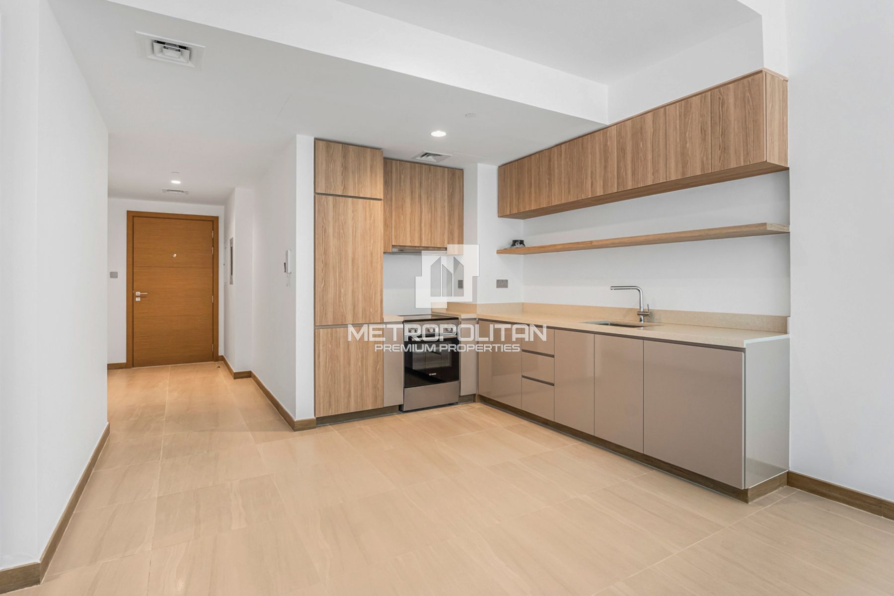 High End Living | Canal View | Prime Location