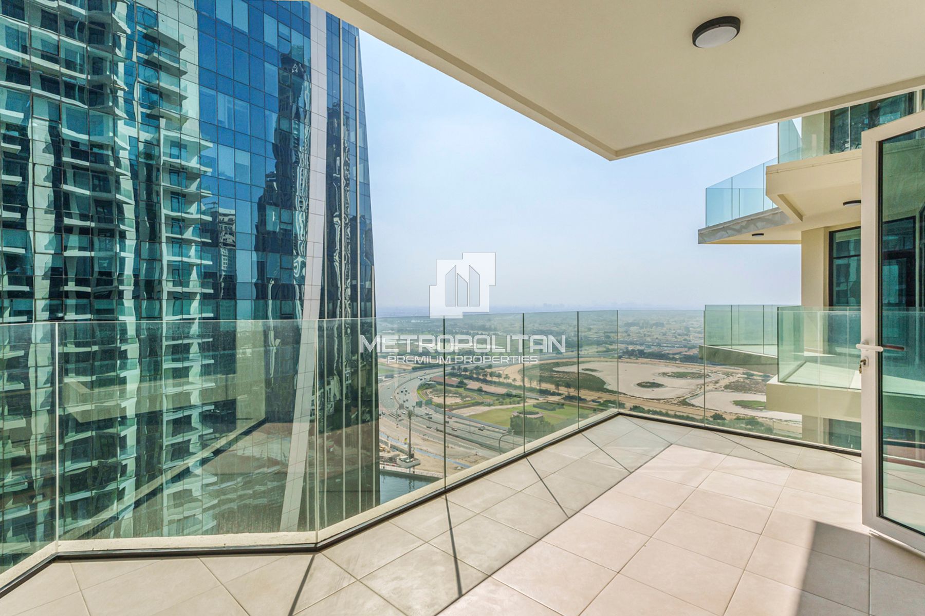 High End Living | Canal View | Prime Location photo-26