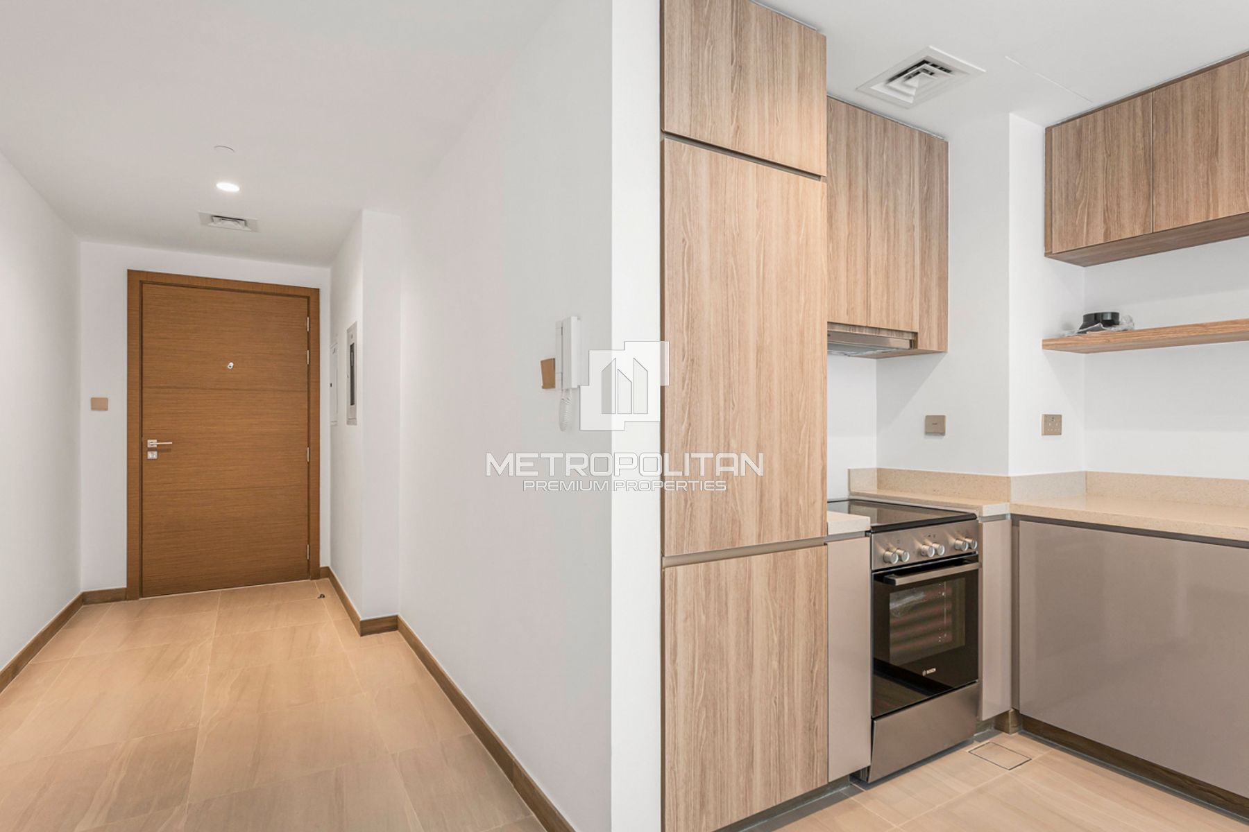 High End Living | Canal View | Prime Location photo-7