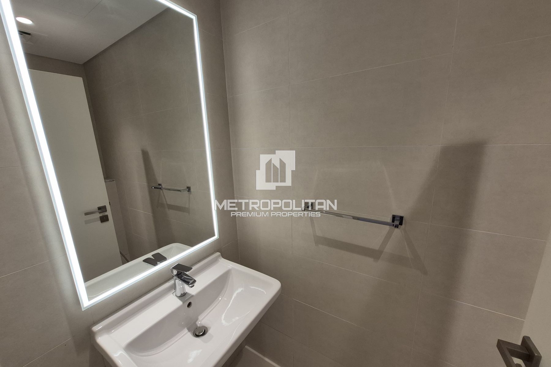 Hot Deal | Open Sea View | Ready to Move In photo-10